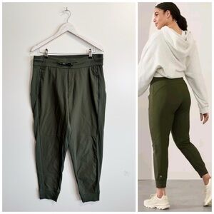 ATHLETA Headlands Hybrid Trek Mid Rise Jogger Pants Size 12 Green